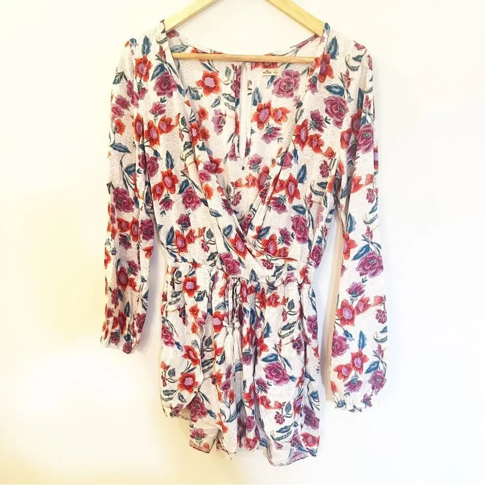 Hollister Floral Romper Sz S Long Sleeve Floral Romper